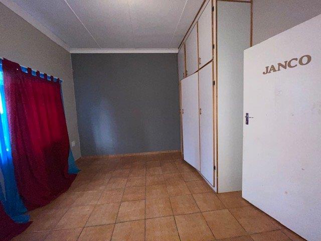 4 Bedroom Property for Sale in Potchefstroom Rural North West